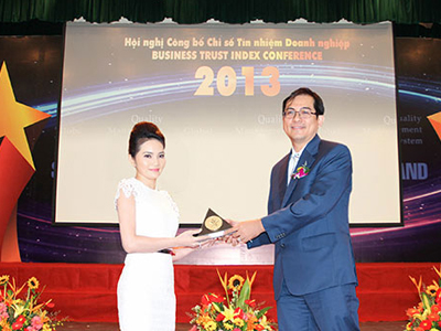 Saigon Smile Spa nhận giải TRUSTED BRAND năm 2013