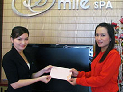 5 khách hàng may mắn tháng 10 của Saigon Smile Spa