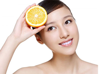 Làm trắng da mặt nhanh nhất với vỏ cam tại nhà trong dịp nghỉ tết