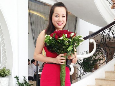 Minh Hương chuẩn dáng sau sinh lần 2