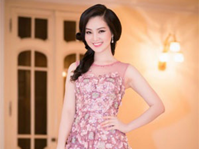 Á hậu Thuý Vân giảm cân sau sinh chỉ với 2 bước