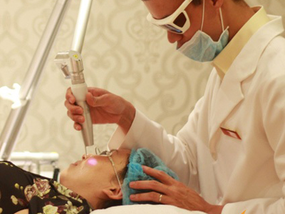 Miễn phí trị nám, tàn nhang công nghệ Mỹ
