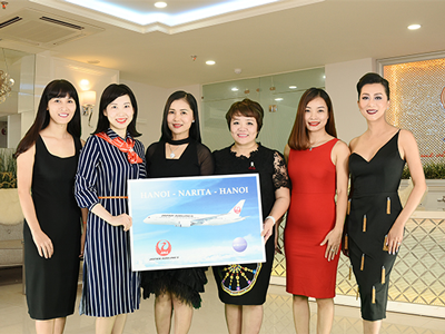 Tìm được chủ nhân của 4 cặp vé máy bay Nhật Bản tổng trị giá 80 triệu đồng
