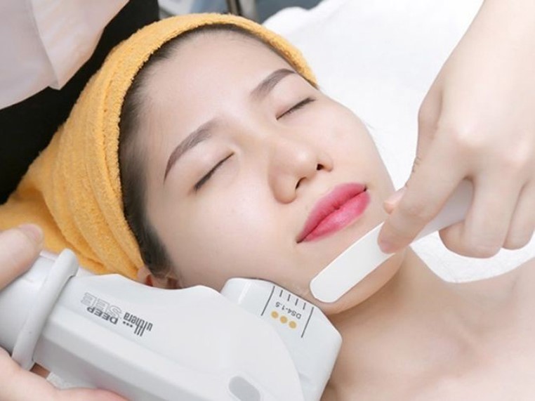 [Review] Cùng bạn thân “trẻ hoá” gây bất ngờ cho ông xã