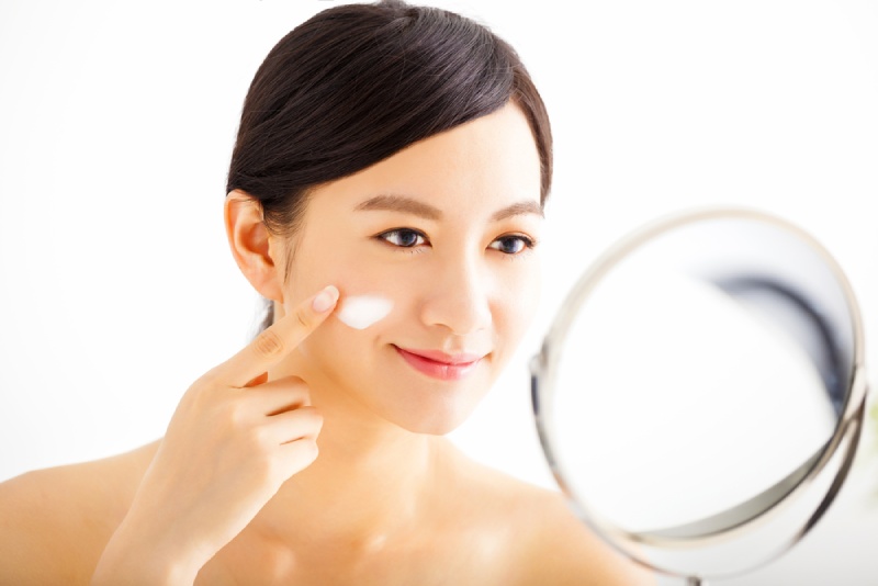 Tuyệt chiêu làm đẹp của cô gái 9x 3 năm “sống chung” với nám