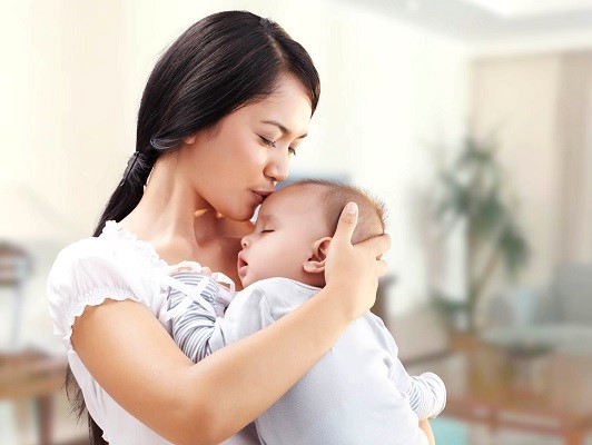 Mẹ bỉm sữa chia sẻ trải nghiệm trị sạch tàn nhang trên mặt