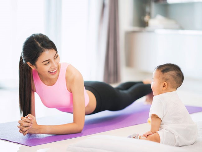 Á Hậu chia sẻ cách giảm cân sau sinh lấy lại vóc dáng cực đỉnh
