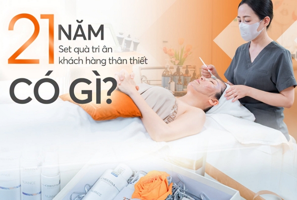 Mở hộp quà tri ân khách hàng thân thiết mừng sinh nhật 21 năm Saigon Smile có gì?